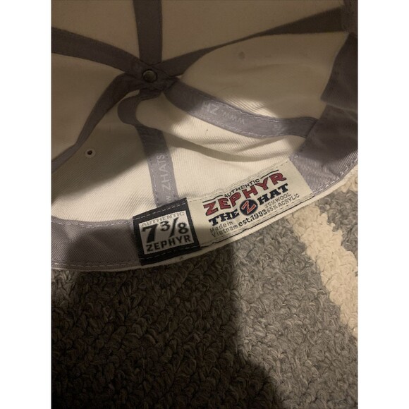 VTG NOTRE DAME FIGHTING IRISH CLOVER NCAA FITTED ZEPHYR Hat 7 3/8 Size - Picture 4 of 6